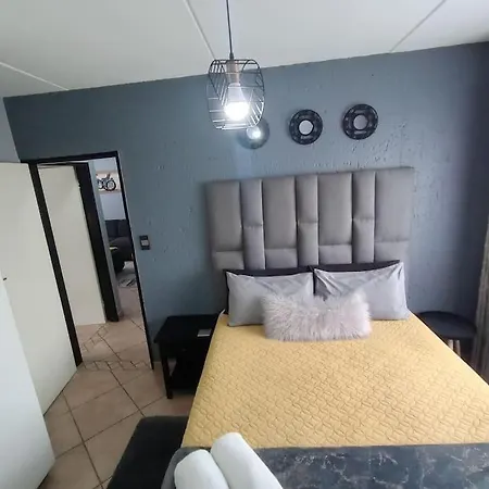 Maneli 69 Apartment Boksburg Exterior photo
